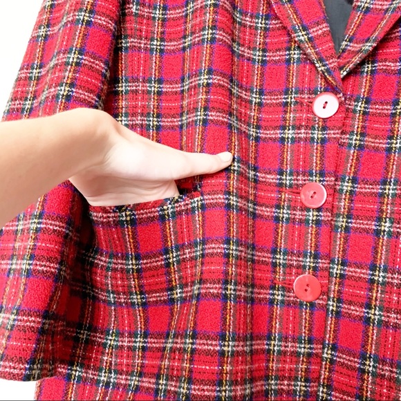 Vintage Red Plaid Three Button Boxy Blazer Women’s Size 8 - Picture 3 of 8